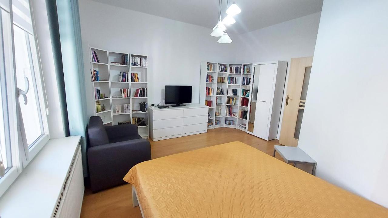 Apartament Blisko Morza Kolobrzeg-Podczele Apartment Exterior photo
