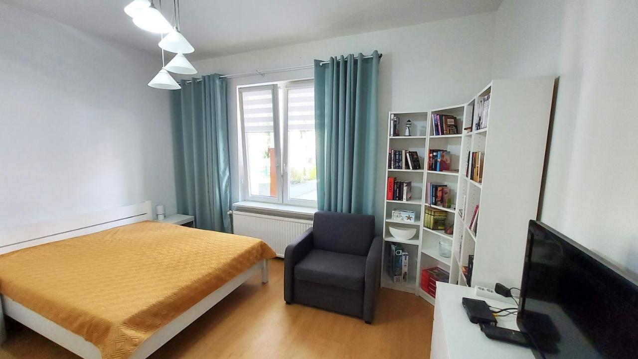 Apartament Blisko Morza Kolobrzeg-Podczele Apartment Exterior photo